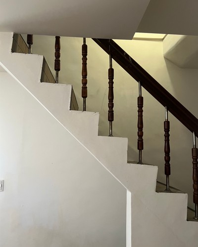 台中白鐵扶手安裝, 台中鐵門安裝, 台中不鏽鋼鐵門, 台中鐵樓梯, 台中樓梯扶手