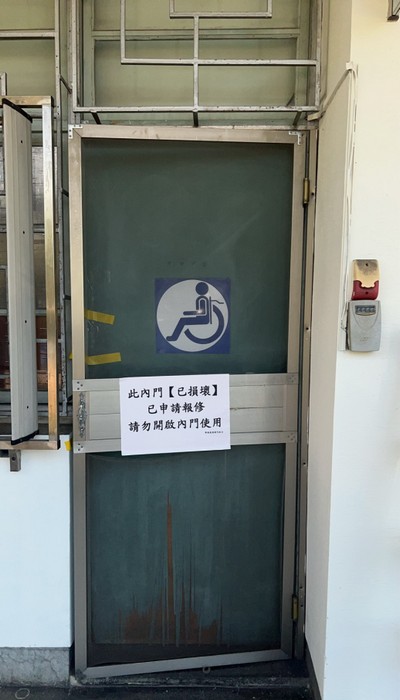 台中訂做紗窗門, 台中鋁門窗更換, 台中鋁門窗, 台中氣密窗, 台中隔音窗, 台中防盜窗, 台中廣角窗, 台中門窗隔熱膜, 台中鐵窗