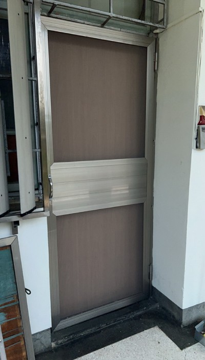 台中訂做紗窗門, 台中鋁門窗更換, 台中百葉窗, 台中隔音窗, 台中防盜窗, 台中廣角窗, 台中鐵窗