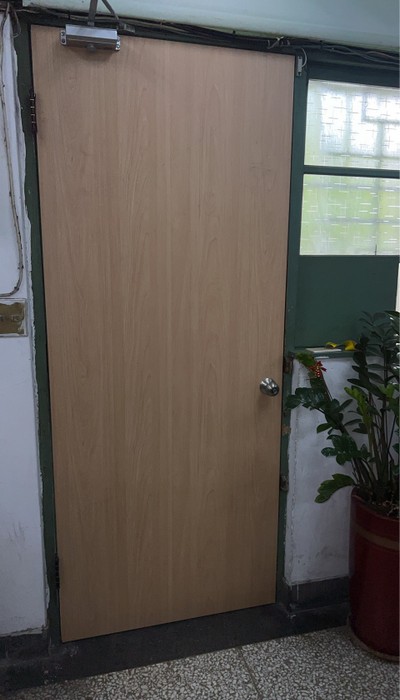 台中訂做紗窗門, 台中鋁門窗更換, 台中百葉窗, 台中隔音窗, 台中防盜窗, 台中鐵窗